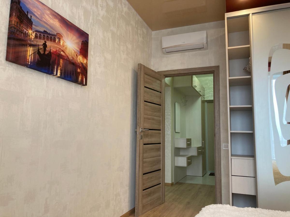 Omega 6 Apartment Odessa Luaran gambar